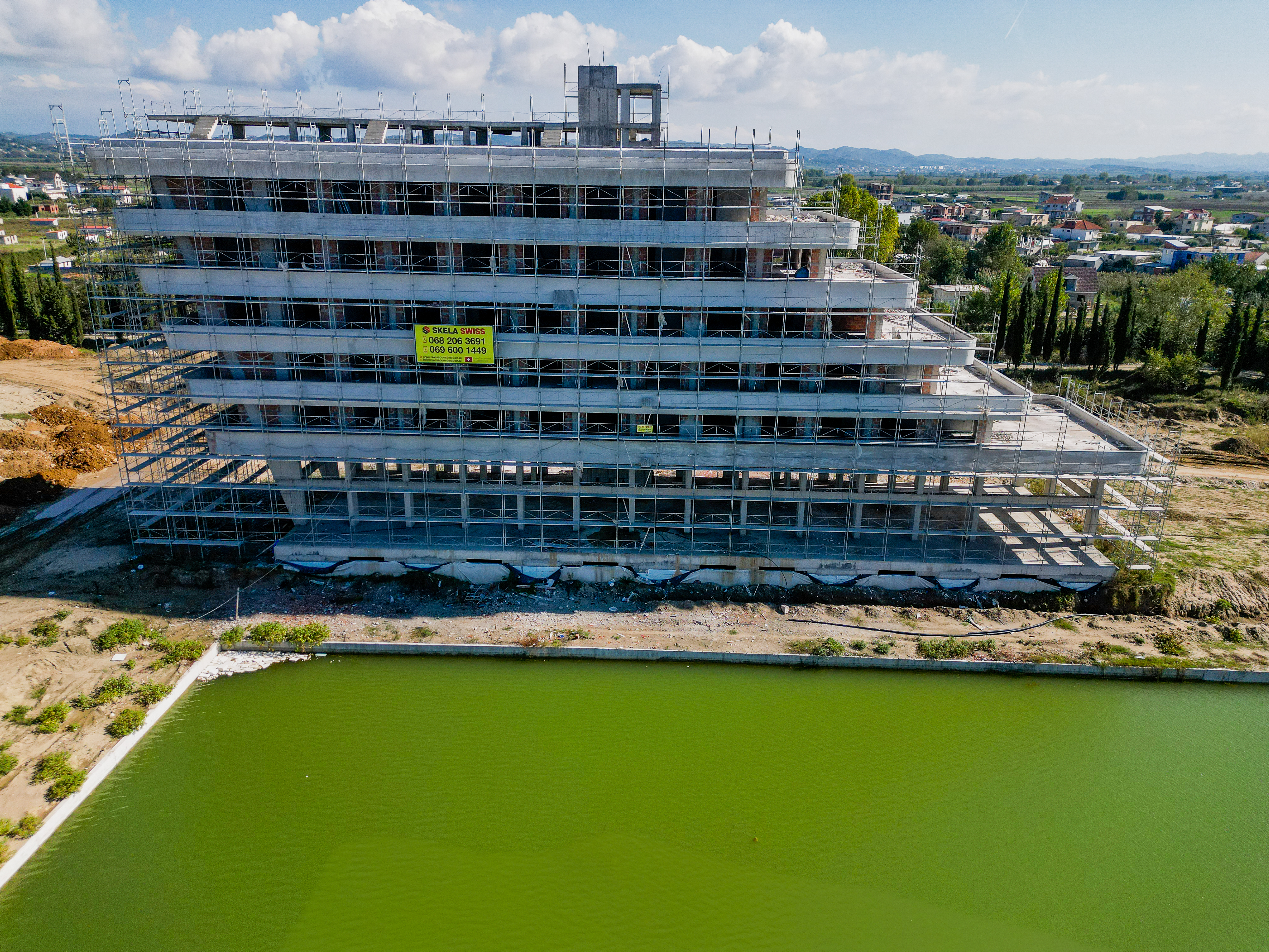 Flowers Hill Residence